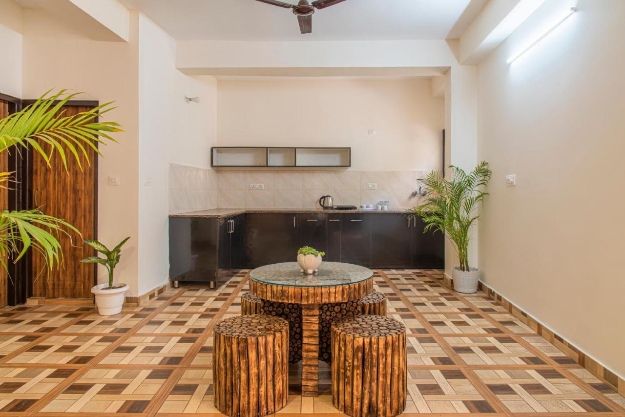 Valley View Apartments Kasauli Zewnętrze zdjęcie