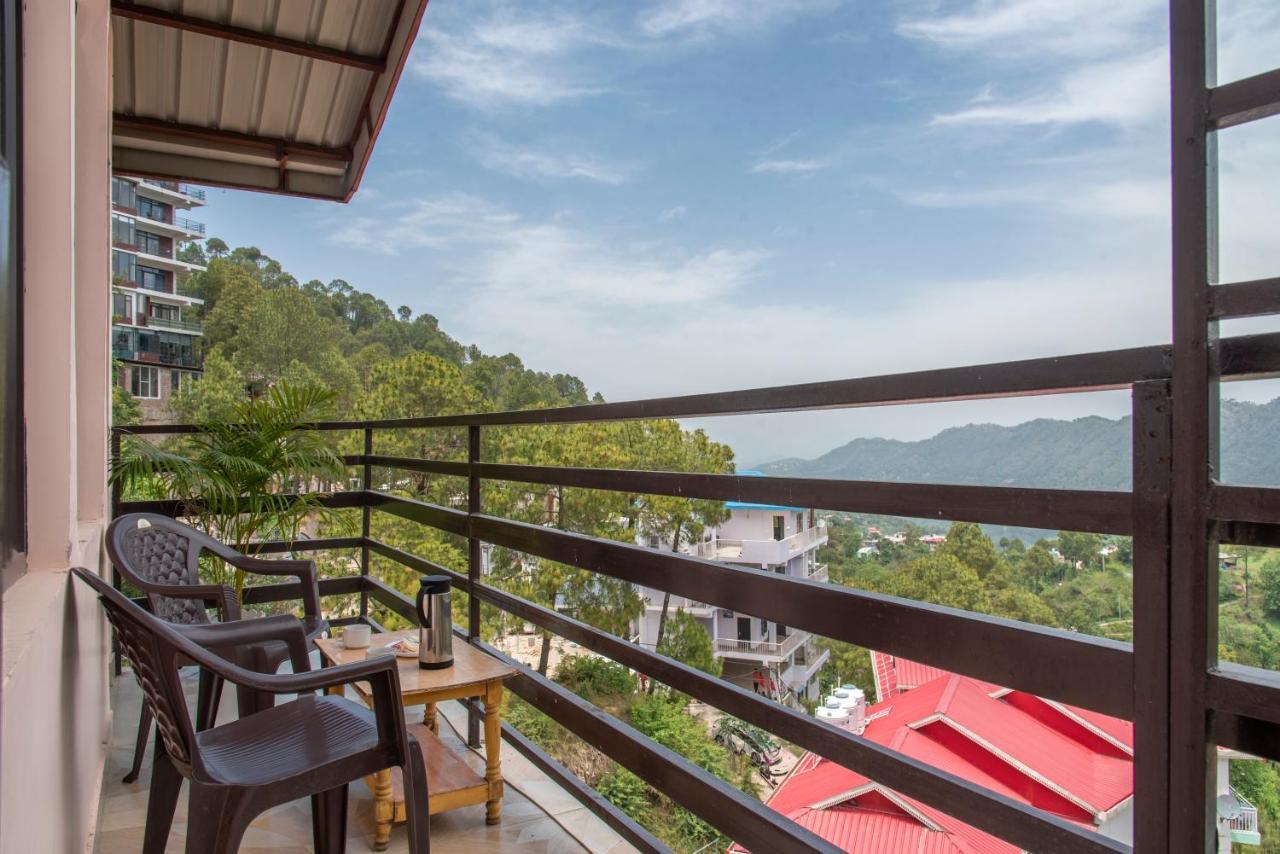 Valley View Apartments Kasauli Zewnętrze zdjęcie